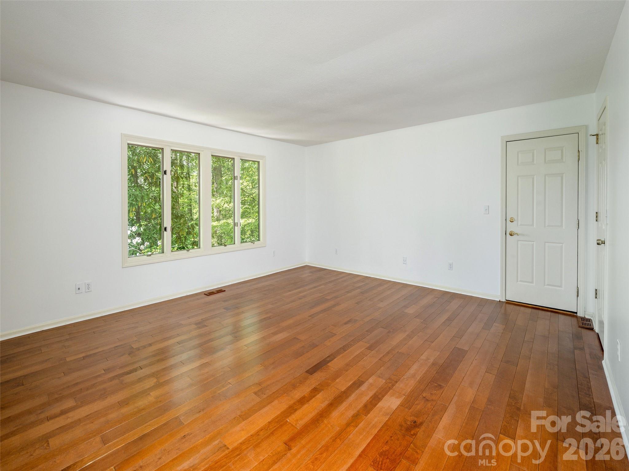Chanteloupe Ctry Est - Residential