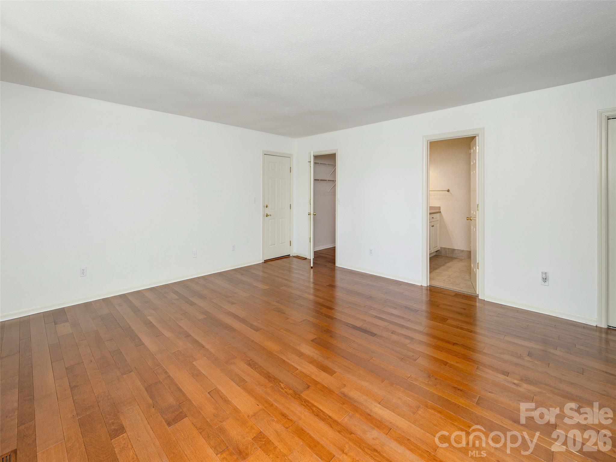 Chanteloupe Ctry Est - Residential