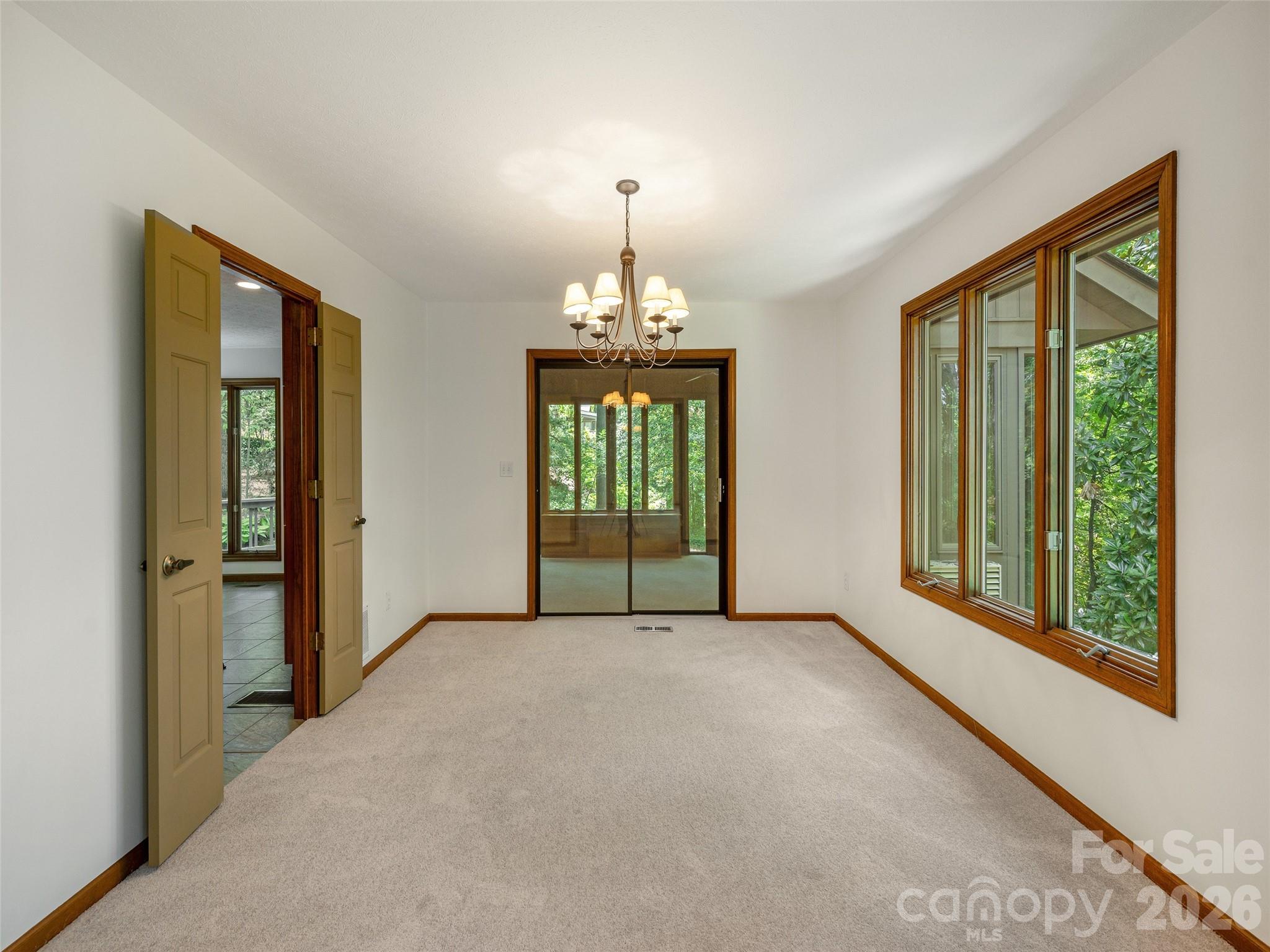Chanteloupe Ctry Est - Residential