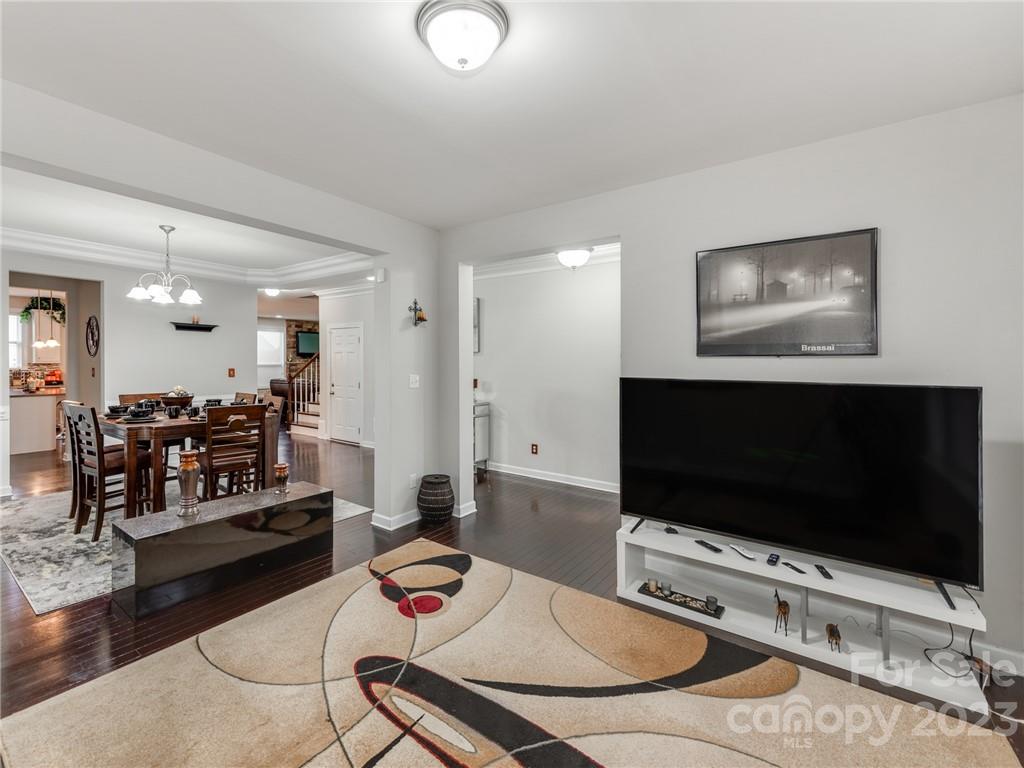 Hubbard Falls - Residential