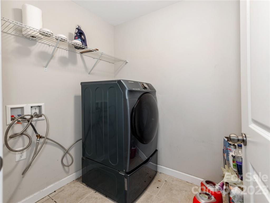 Hubbard Falls - Residential