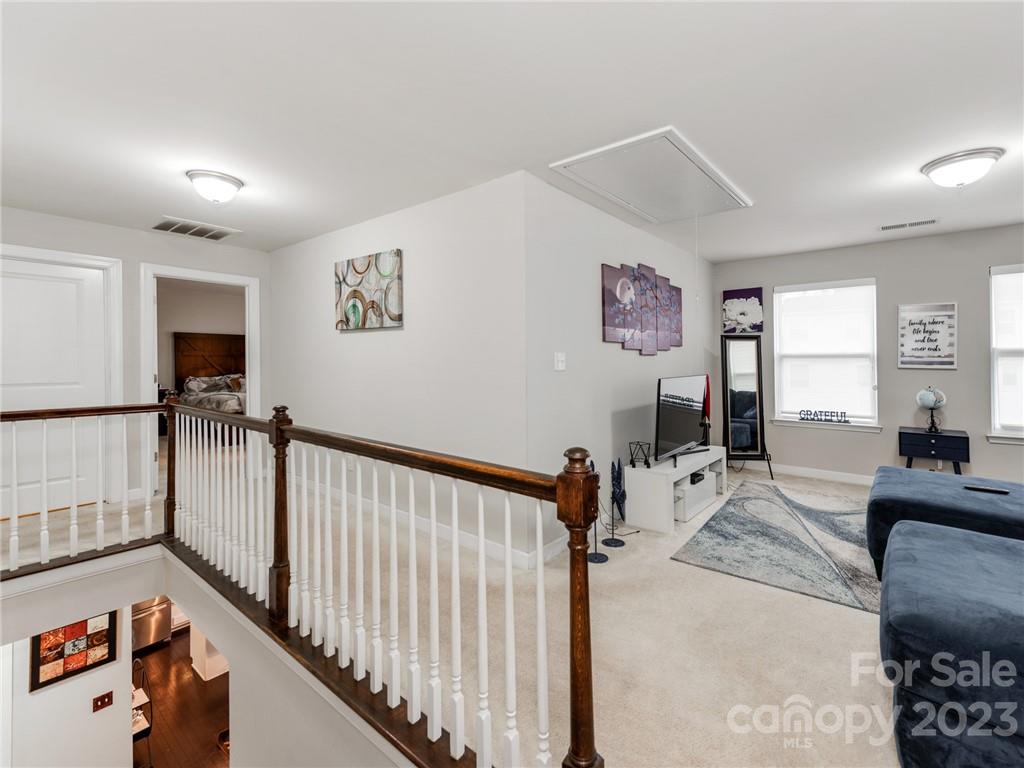 Hubbard Falls - Residential