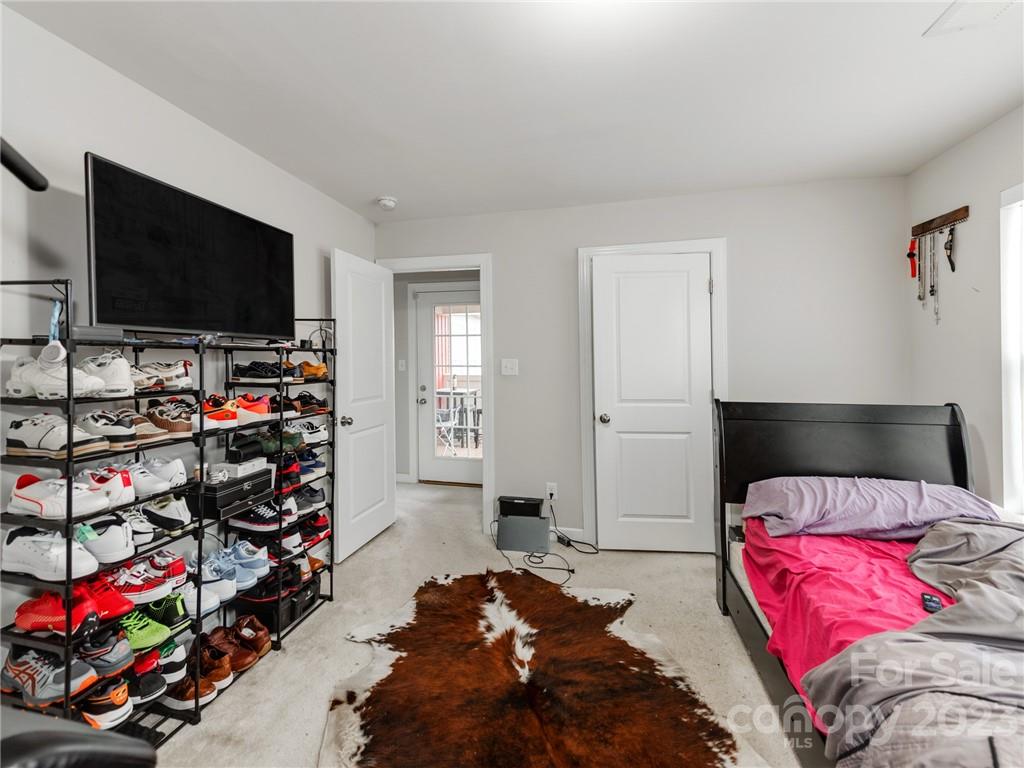 Hubbard Falls - Residential