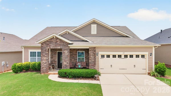 179 GLASTONBURY DR, MOORESVILLE, NC 28115 - Image c8a33cc3f726fbdc157979b92e0a6558/3202179491