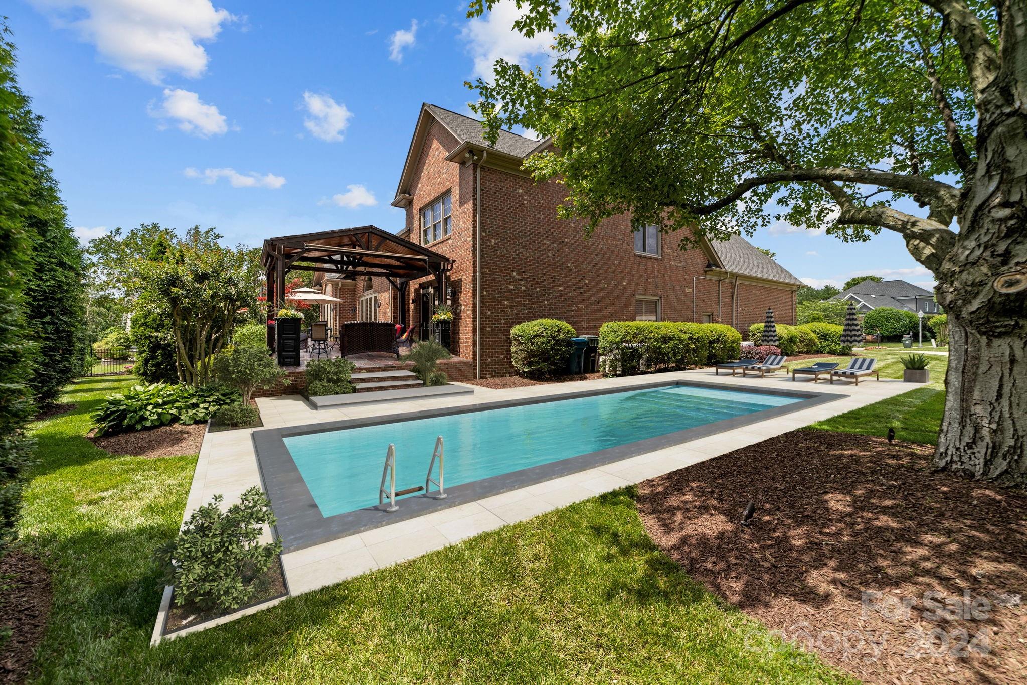 Sterling Pointe - Residential