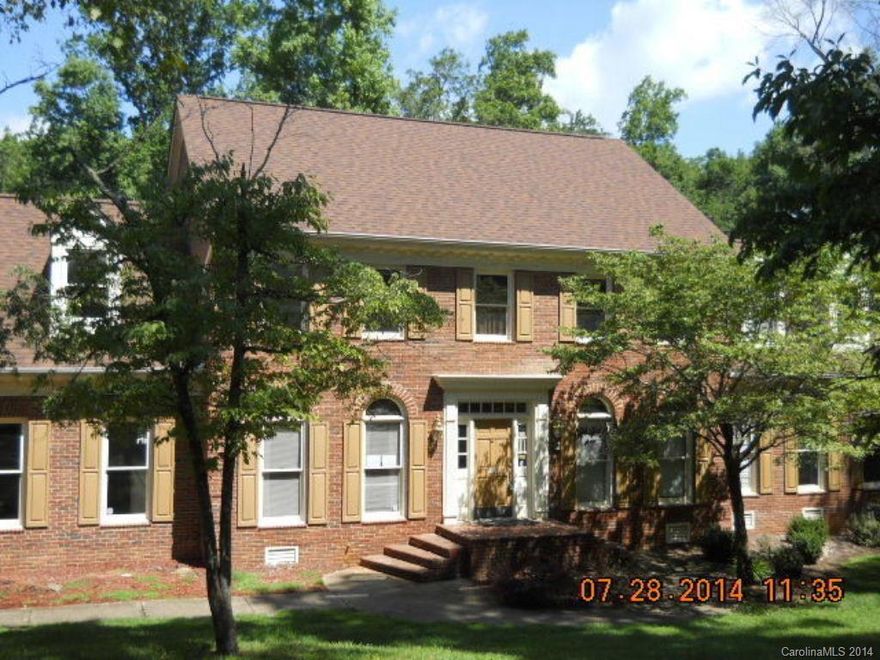 This property is eligible under the Freddie Mac First Look Initiative through 8/31/14. 
2.5 story home on large acreage. Kitchen has granite counter tops. Master on main level. Second floor has playroom/sitting area off one bedroom. Third floor has large bonus/media room. Many renovation possibilities found inside.