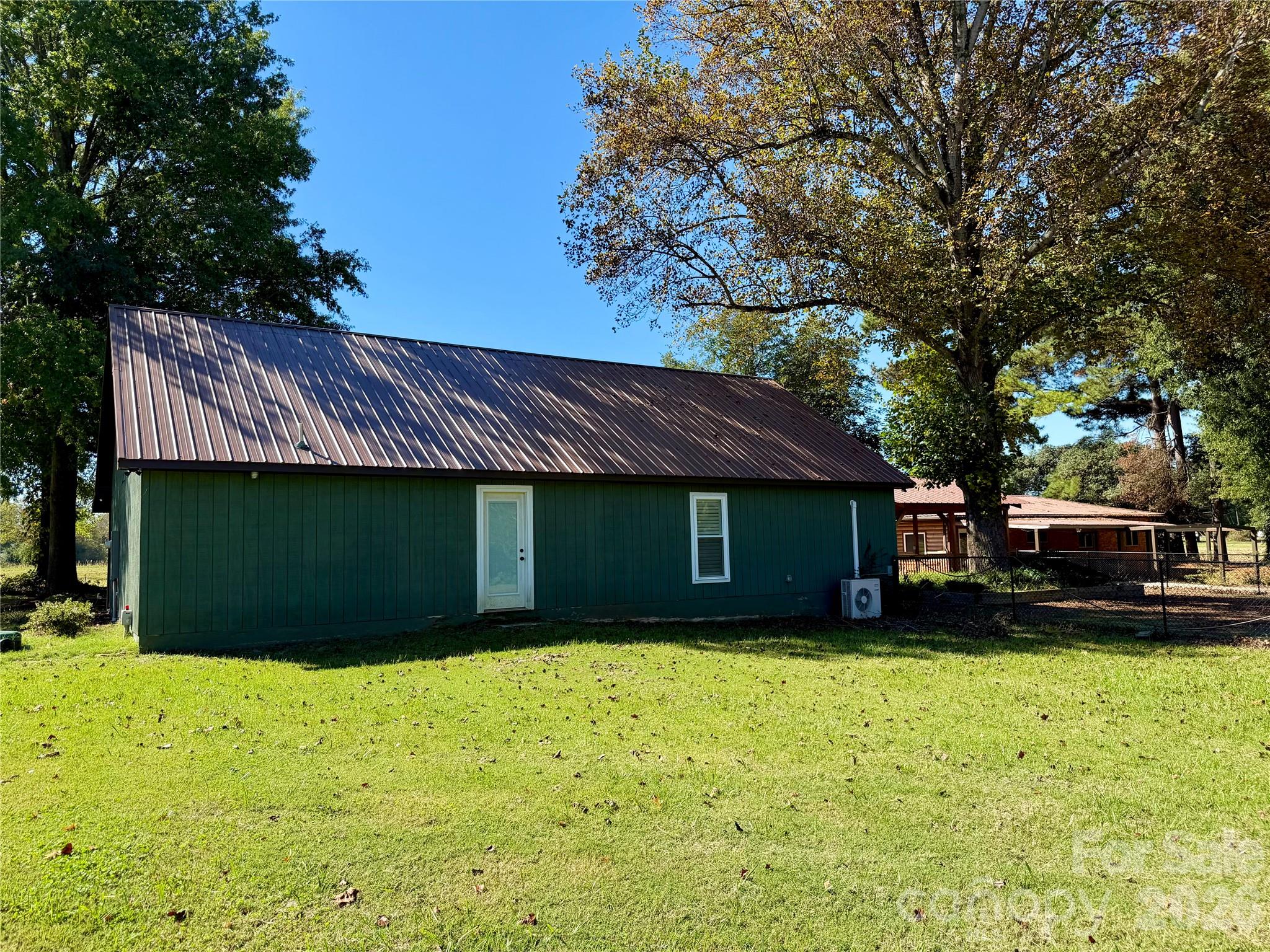 835 Holshouser Road