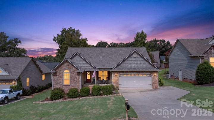 Photo 1 of 44 — 846 Affirmed Drive, Boiling Springs, SC 29316