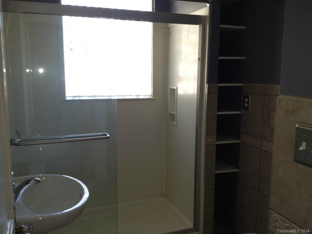 Commonwealth - Residential Lease