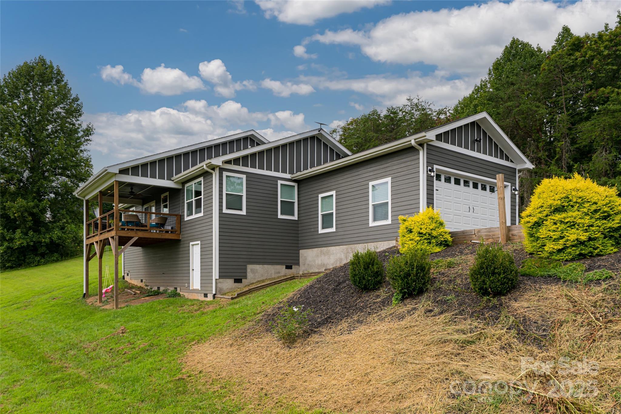 28 Highcrest Drive
