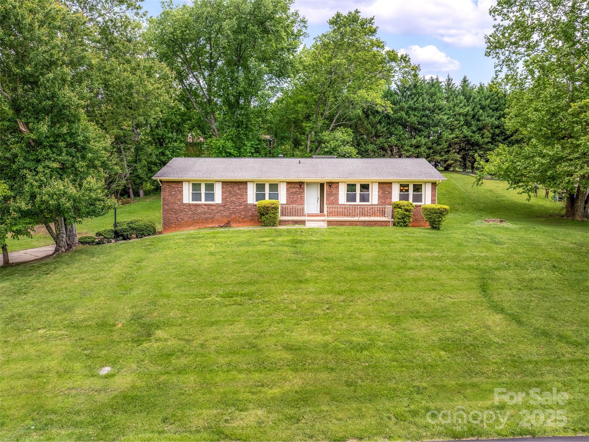 16 Sun Valley Court