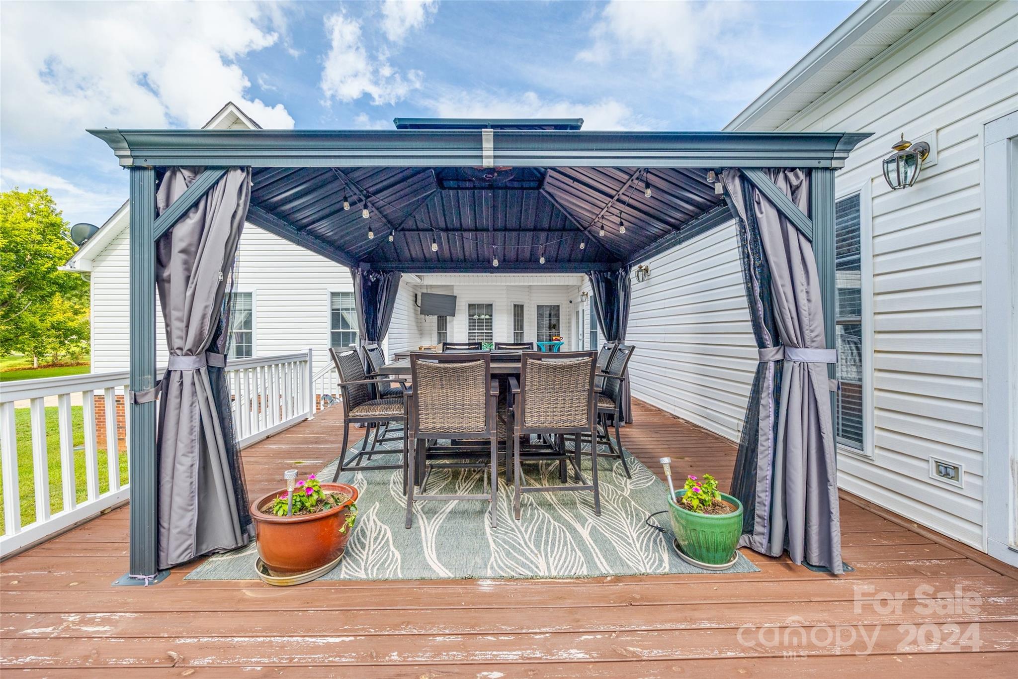 Willow Creek - Residential