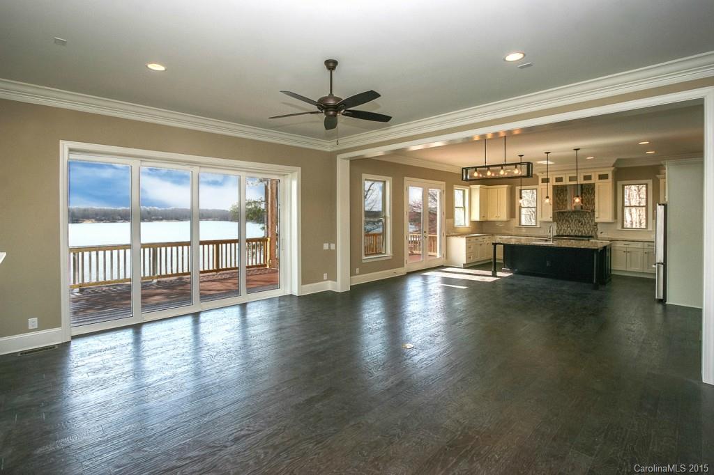 Tega Cay - Residential