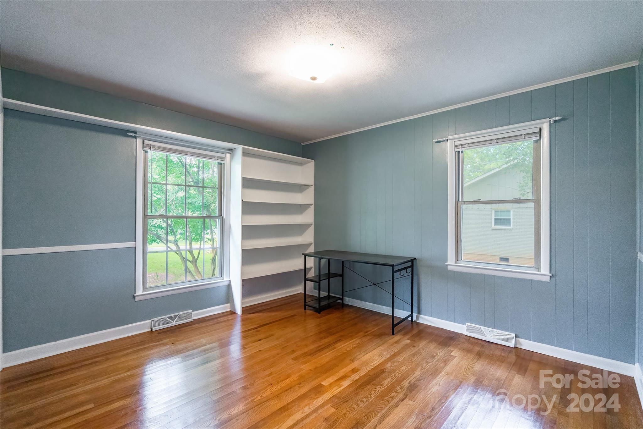 Country Club Estates - Residential