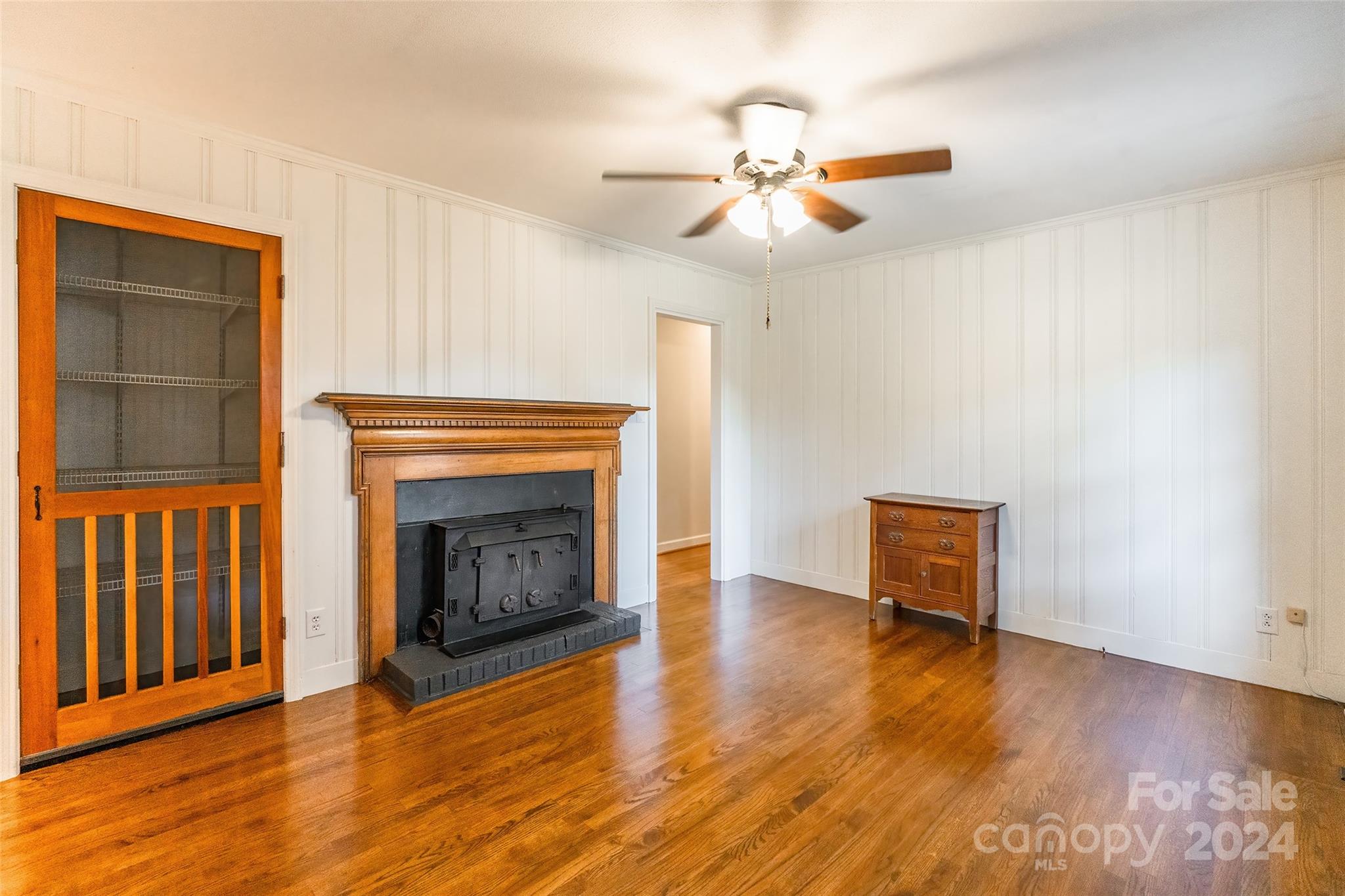 Country Club Estates - Residential