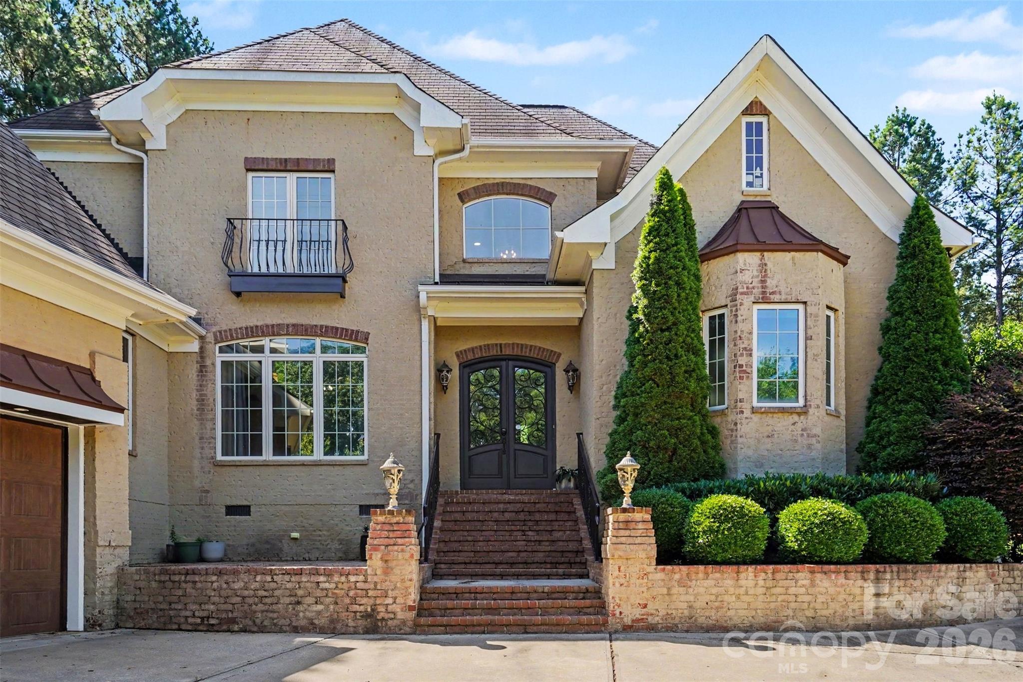 5129 Watermead Lane