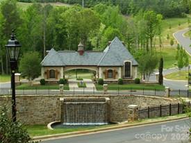 5129 Watermead Lane