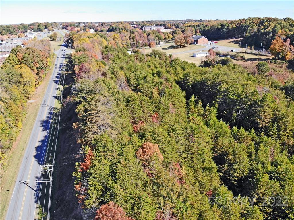 1297 Hwy 150 ByPass
