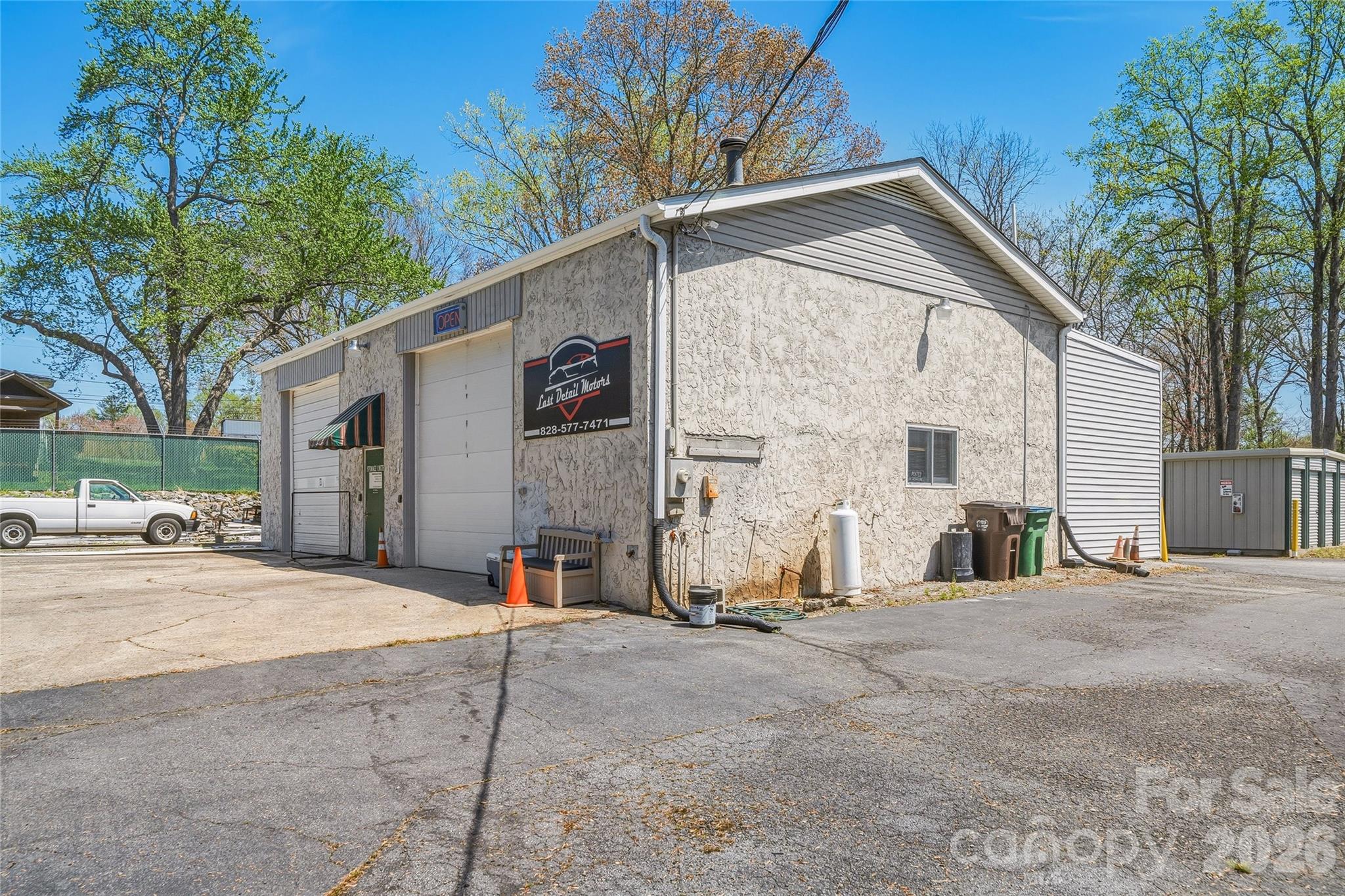 130 Oakland Hill Drive
