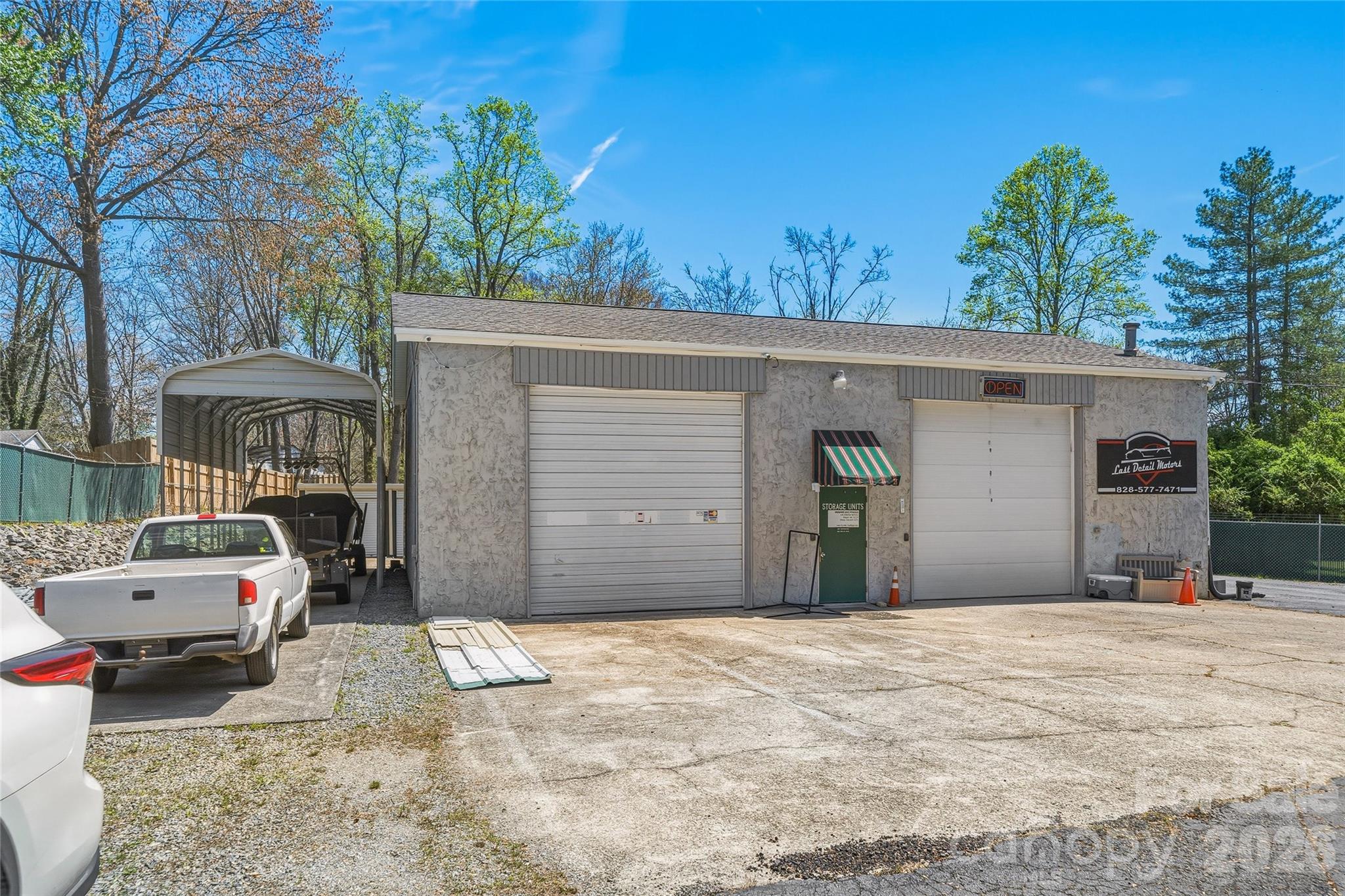 130 Oakland Hill Drive