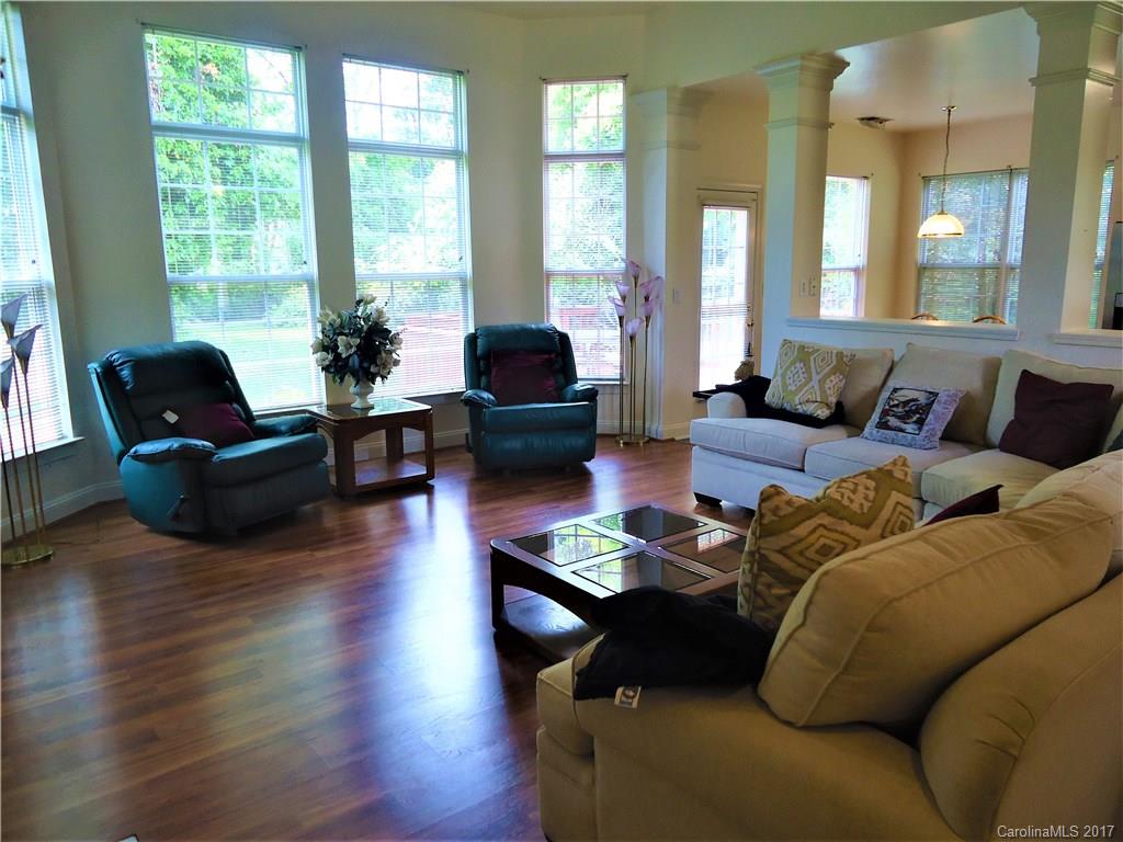 Brownes Ferry - Residential