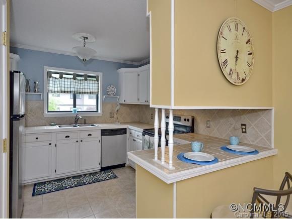 Laurel Park Villas - Residential