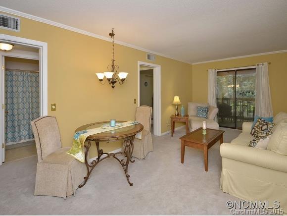 Laurel Park Villas - Residential