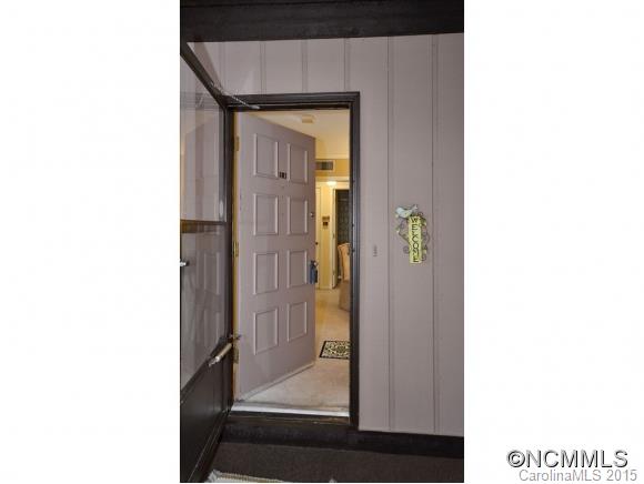 Laurel Park Villas - Residential