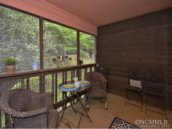 Laurel Park Villas - Residential