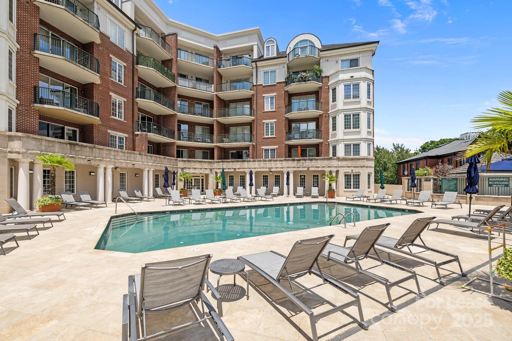 Fifth And Poplar - Residential Lease