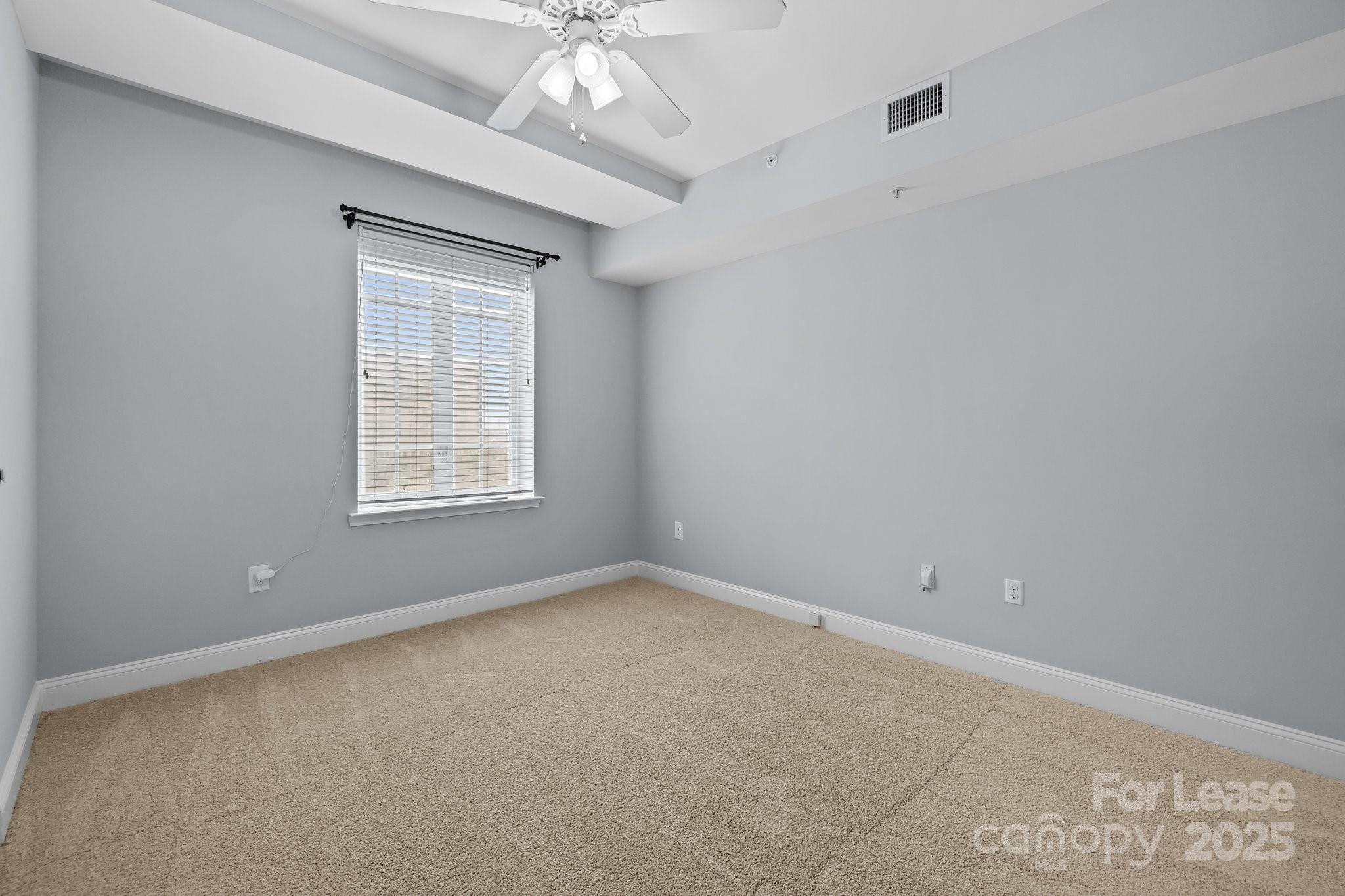 Fifth And Poplar - Residential Lease