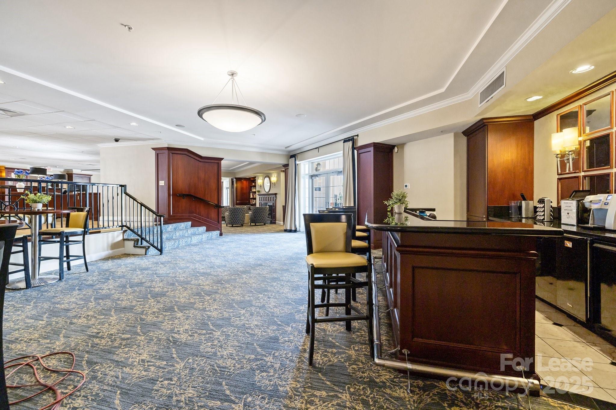 Fifth And Poplar - Residential Lease