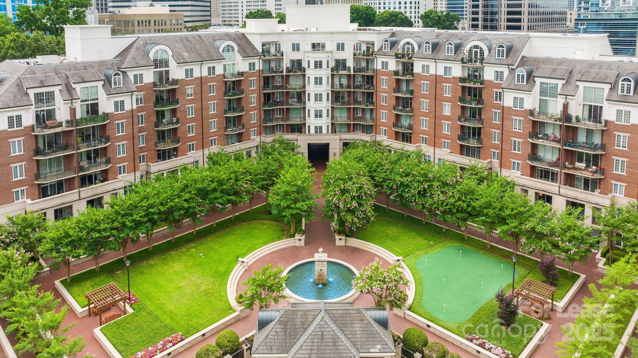 Fifth And Poplar - Residential Lease