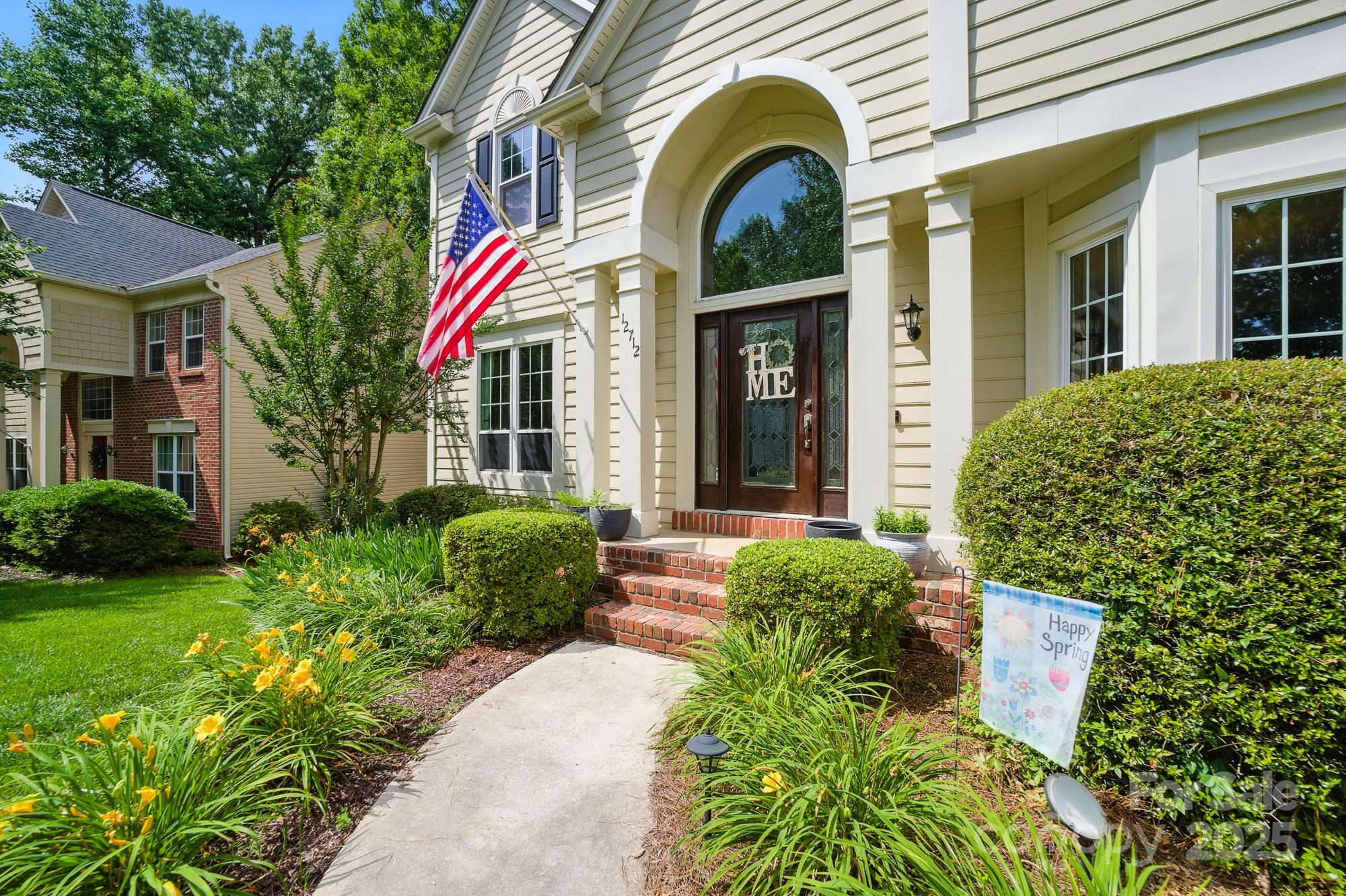 12712 Hollyhock Lane
