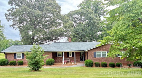 Photo of 116 White Dogwood Lane, Statesville, NC 28625 (MLS # 4418743)