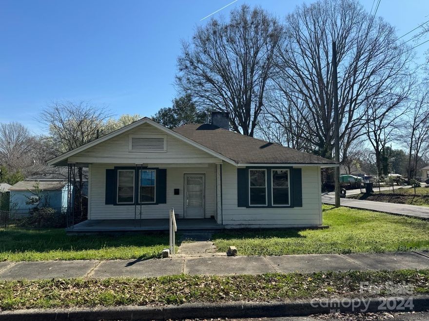 Welcome to your fix-and-flip or flip-and-live opportunity in Gastonia! This charming ranch home is awaiting your creative touch to transform it into the gem of the neighborhood. Despite the need for some rehab, you'll still be under market value even with renovation costs factored in.

Situated in a convenient area of Gastonia, this property offers easy access to amenities and major roads, making this home an ideal location for both investors and homeowners alike.

With its ranch-style layout, this home provides a blank canvas for you to bring your vision to life. Whether you're looking to flip for profit or create your dream living space, the possibilities are endless.

Don't miss out on the opportunity to claim your next home in Gastonia. Schedule a viewing today and start envisioning the endless potential that this property holds!