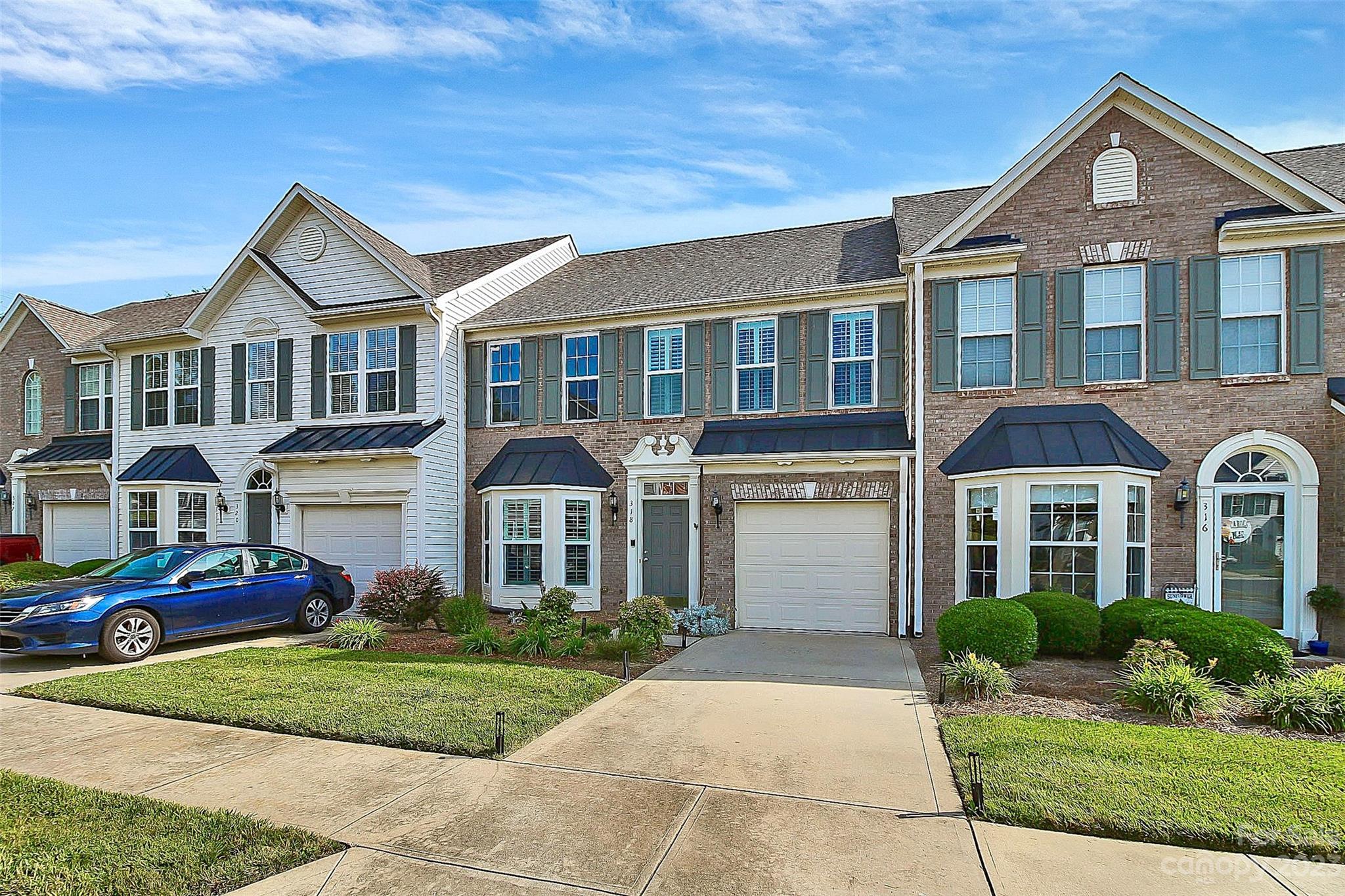 Autumn Cove At Lake Wylie - Residential