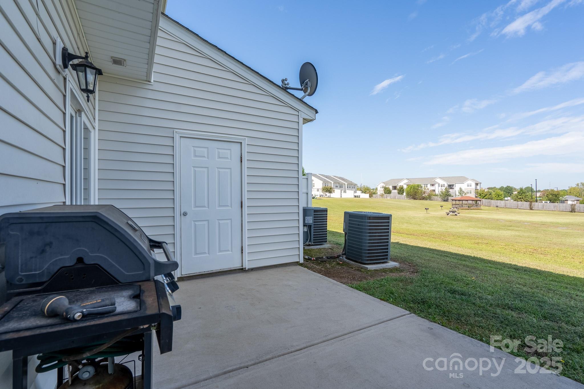 Settlers Landing - Residential