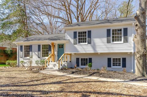 6706 Queensberry Drive Charlotte NC 28226