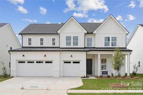 7312 Irish Elk Road 140 Huntersville NC 28078