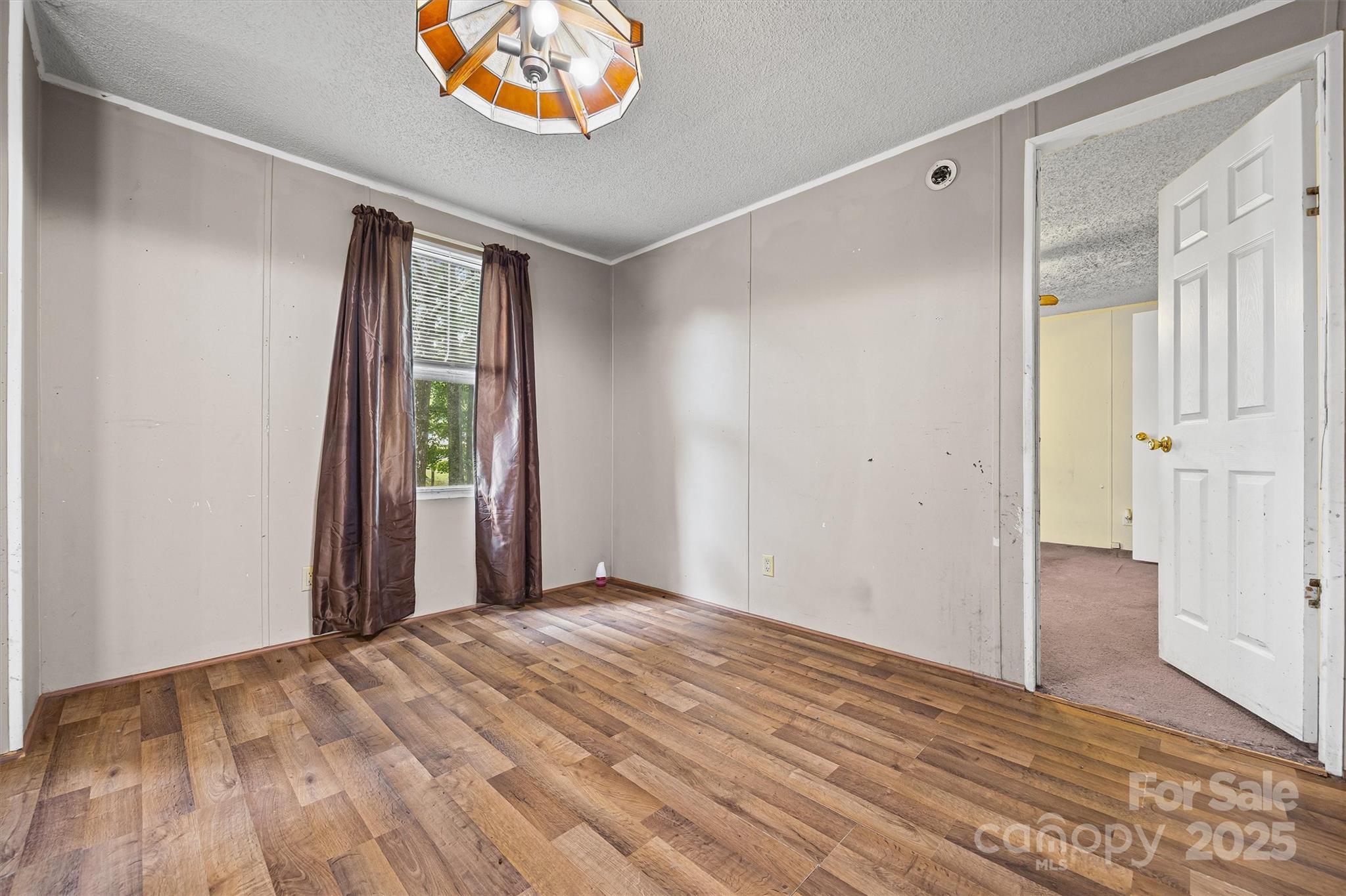 Lesslie Dale - Residential