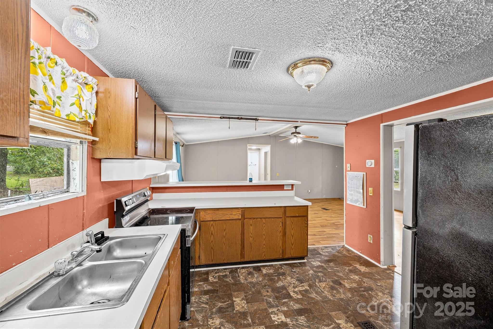 Lesslie Dale - Residential