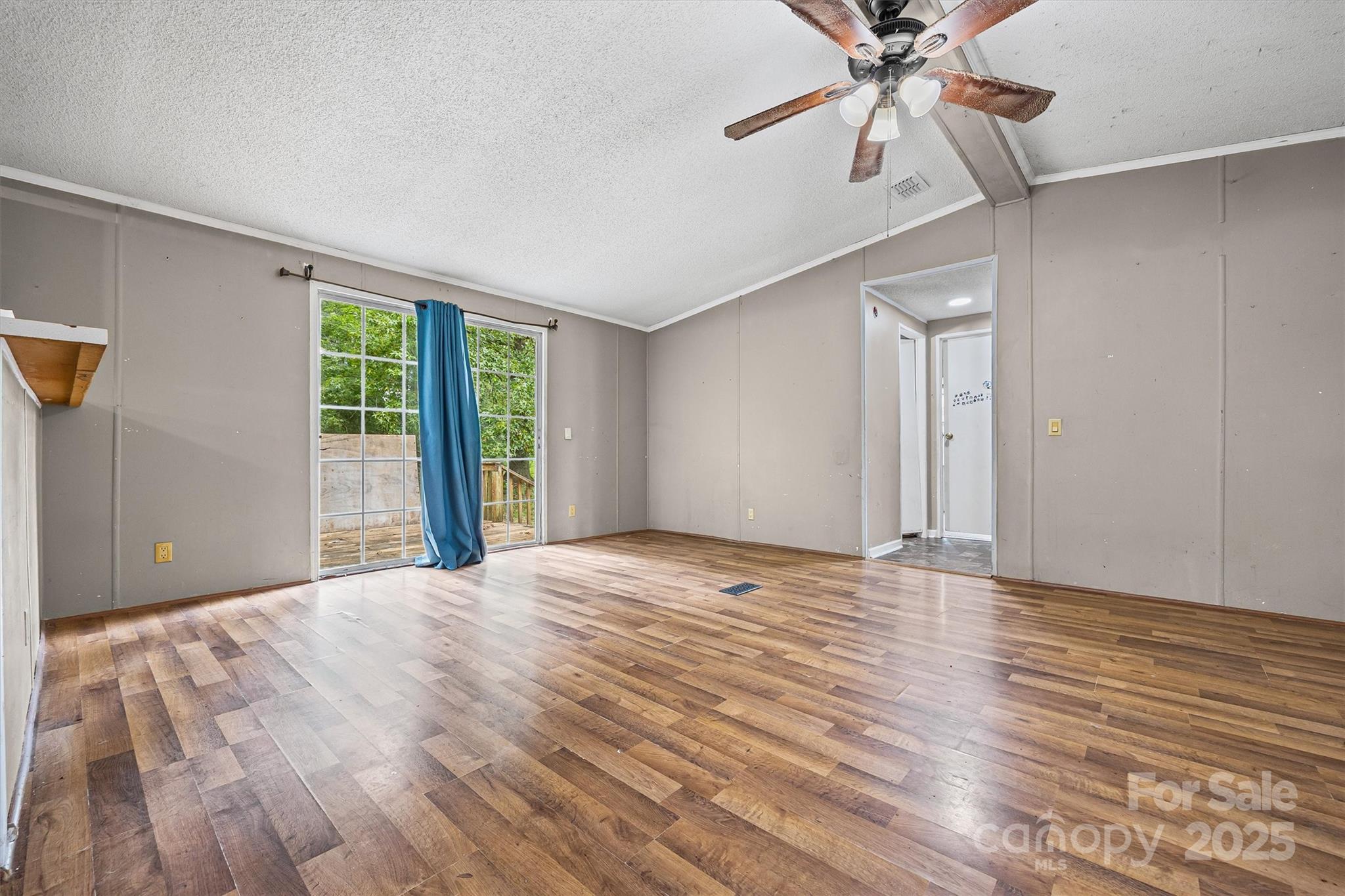 Lesslie Dale - Residential