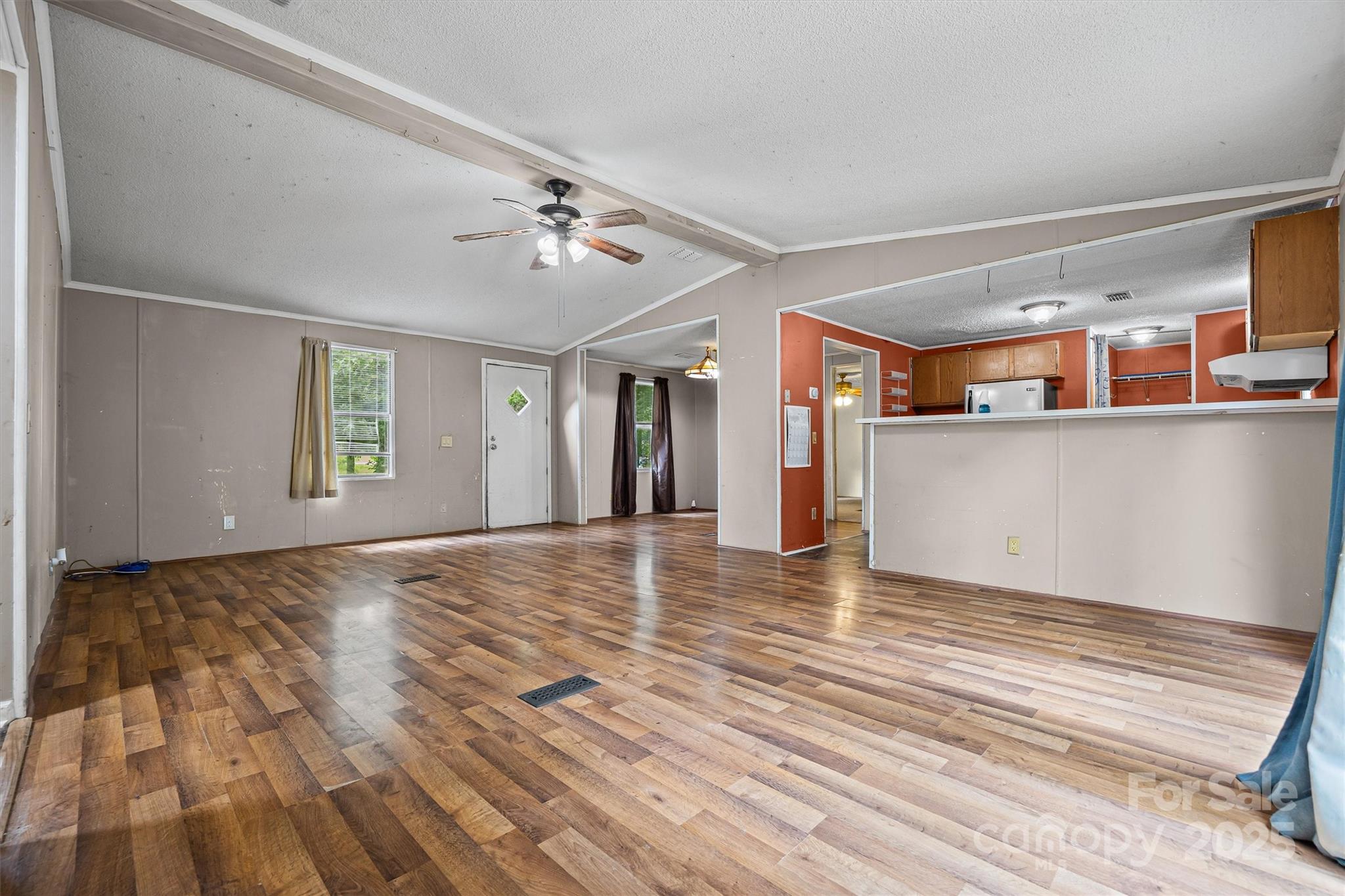 189 Schoolside Drive