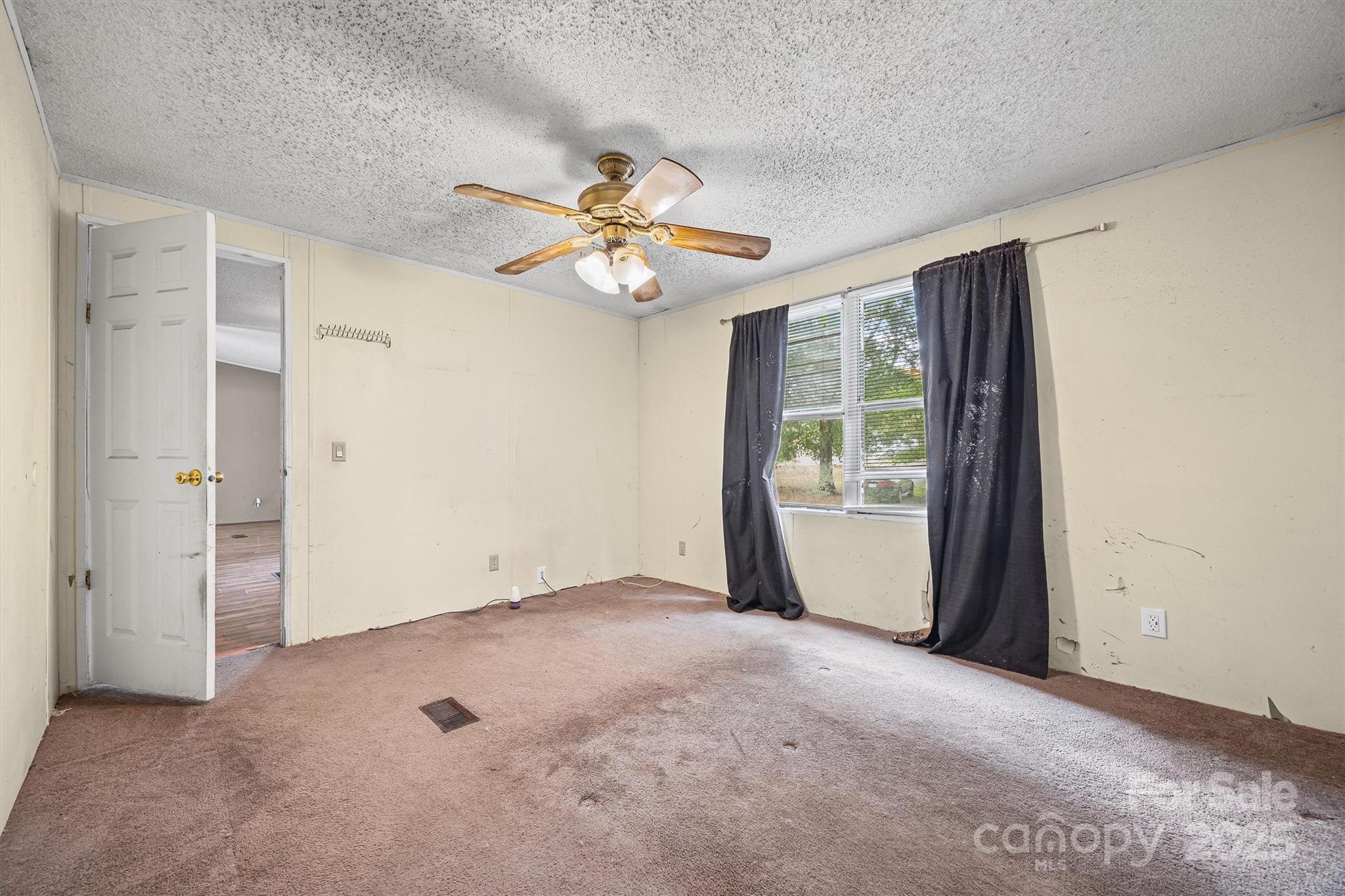 Lesslie Dale - Residential