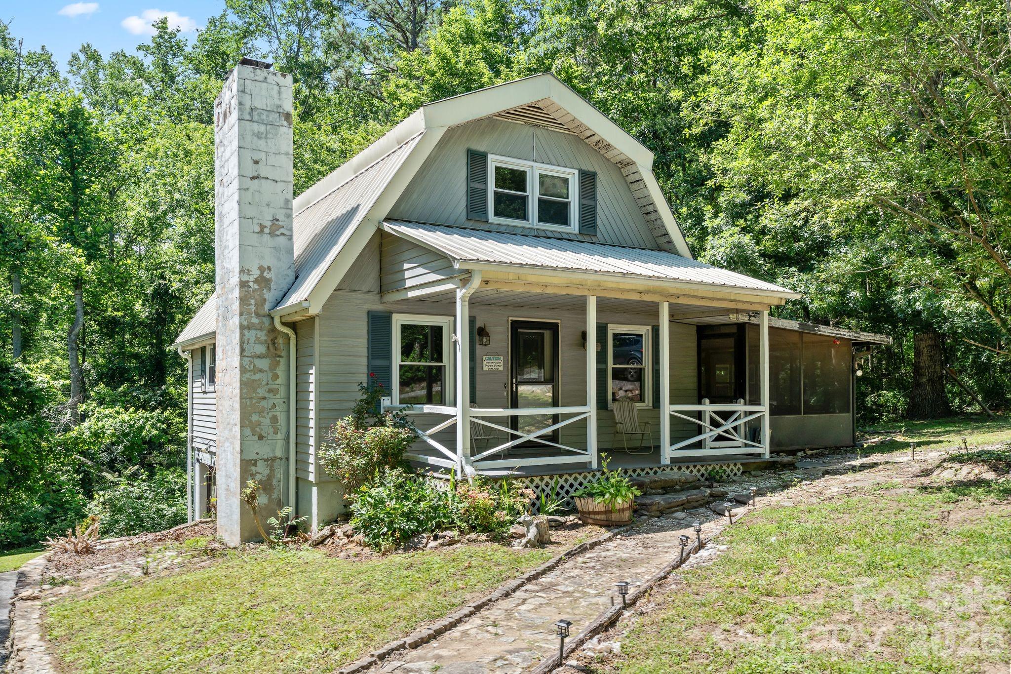 177 E Poplar Drive