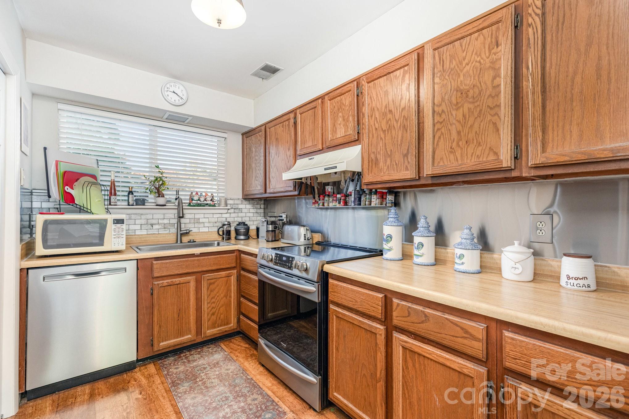 Sardis Cove - Residential