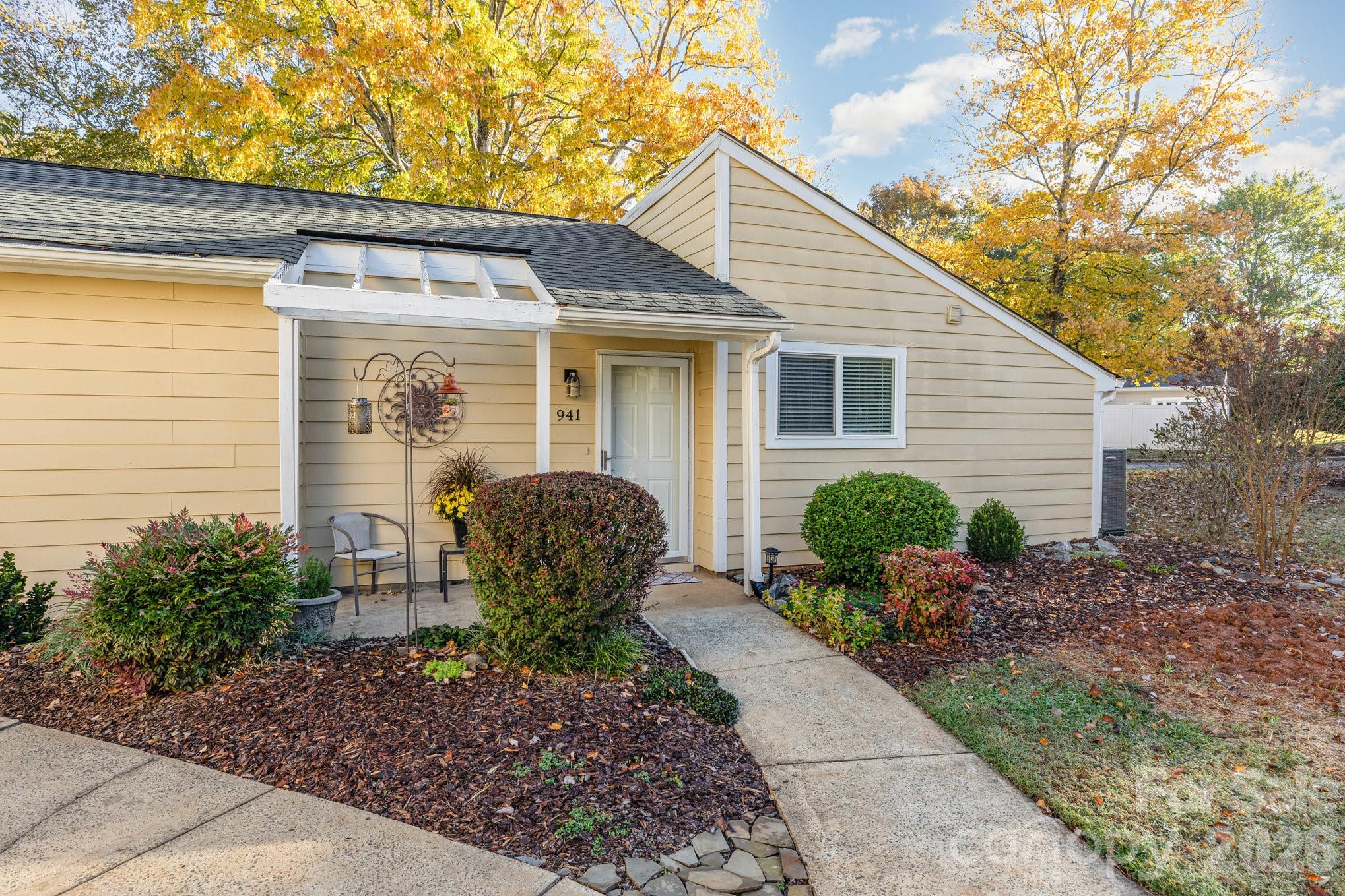 941 Sardis Cove Drive