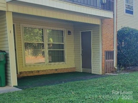 Photo of 4604 Coronado Drive, Charlotte, NC 28212 (MLS # 4326234)