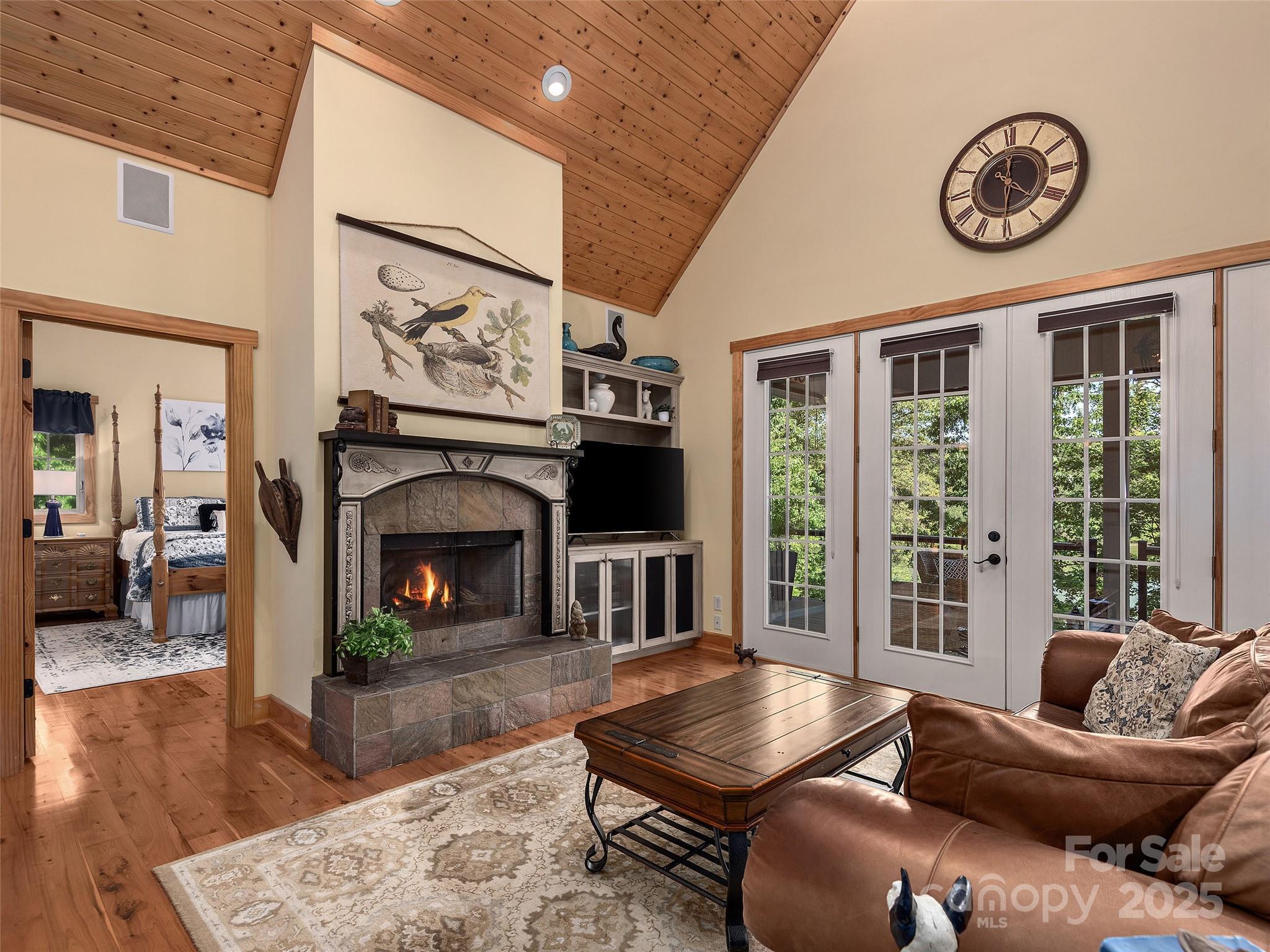92 Island View Court
